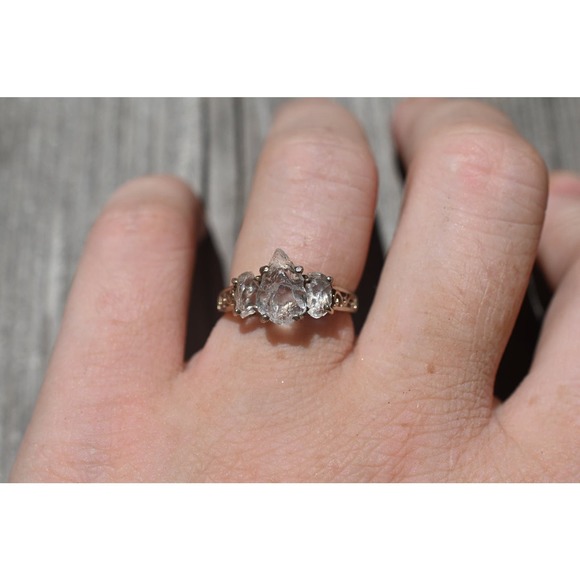alternative raw diamond engagement ring raw crystal size 4 5 6 7 8 8 9 10 11 12 - Picture 1 of 9